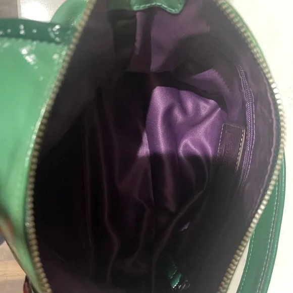 Coach Poppy Groovy patent leather Green Shoulder Bag - Picture 6 of 10